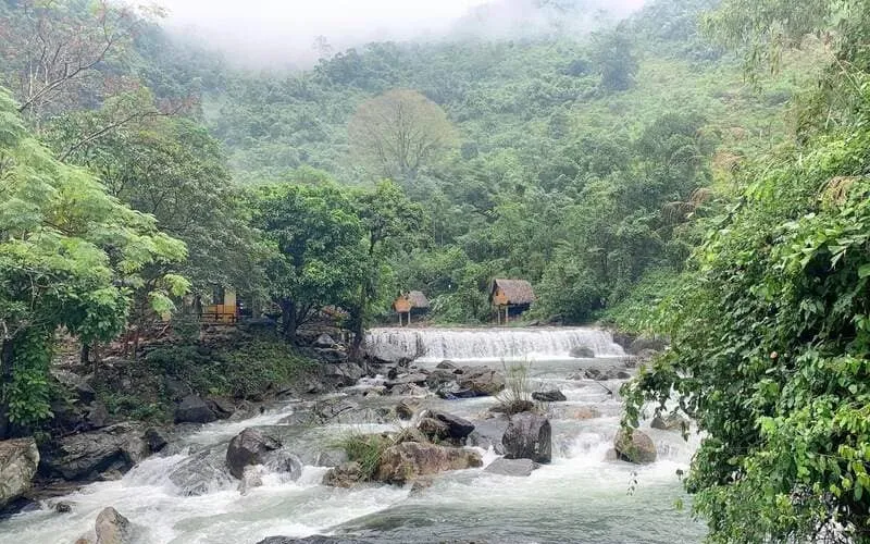 Chinh phục Thác Trắng Quảng Ngãi cùng những thanh âm trong veo