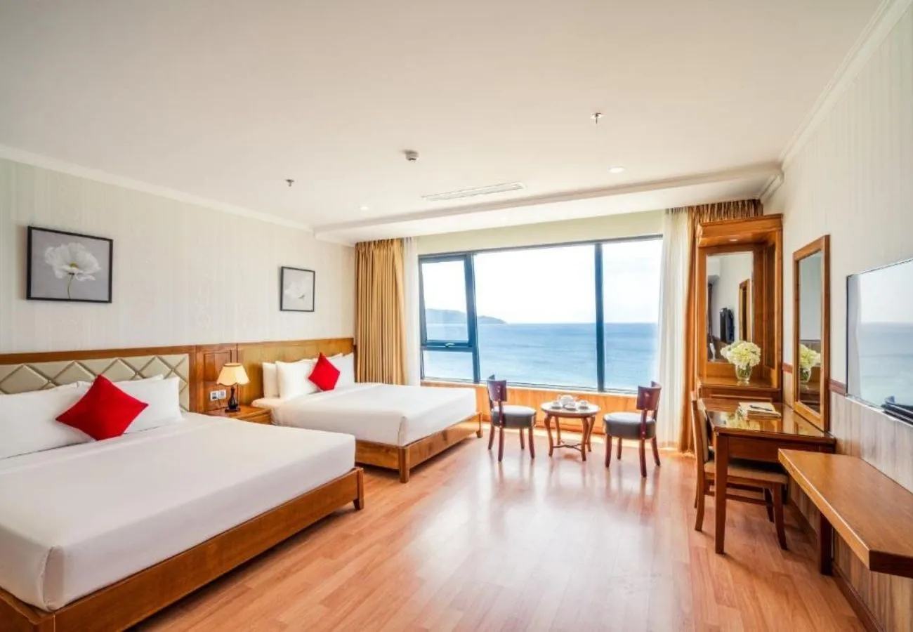 Có một Serene Hotel Danang nằm dịu dàng bên cạnh đại dương xanh