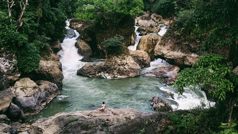 Du lịch hồ Ba Bể chiêm ngưỡng viên ngọc xanh tỉnh Bắc Kạn