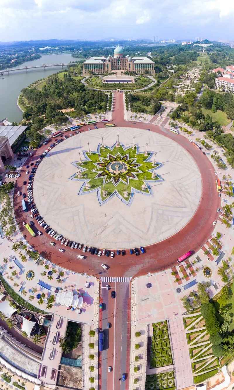 Du ngoạn Putrajaya, thành phố mới của Malaysia