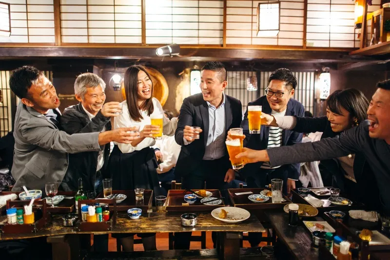 Izakaya nét văn hóa ẩm thực bên bàn nhậu độc đáo tại Nhật Bản