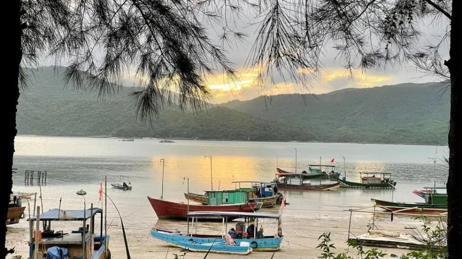 Khám phá Đảo Minh Châu, tận hưởng sắc thu lãng mạn của vùng biển Vân Đồn