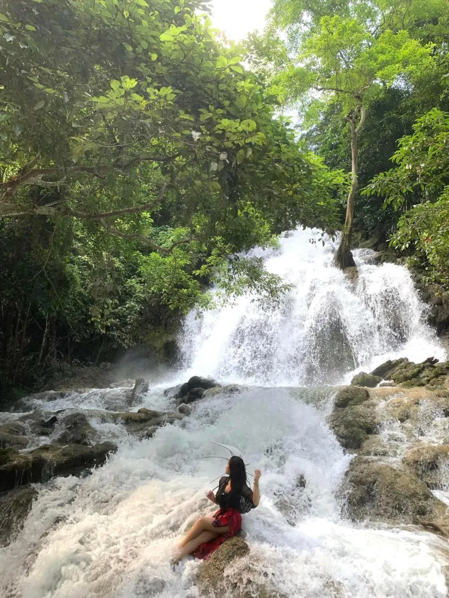 Một ngày Khám phá Hữu Liên đầy thú vị cùng Trang Valentino