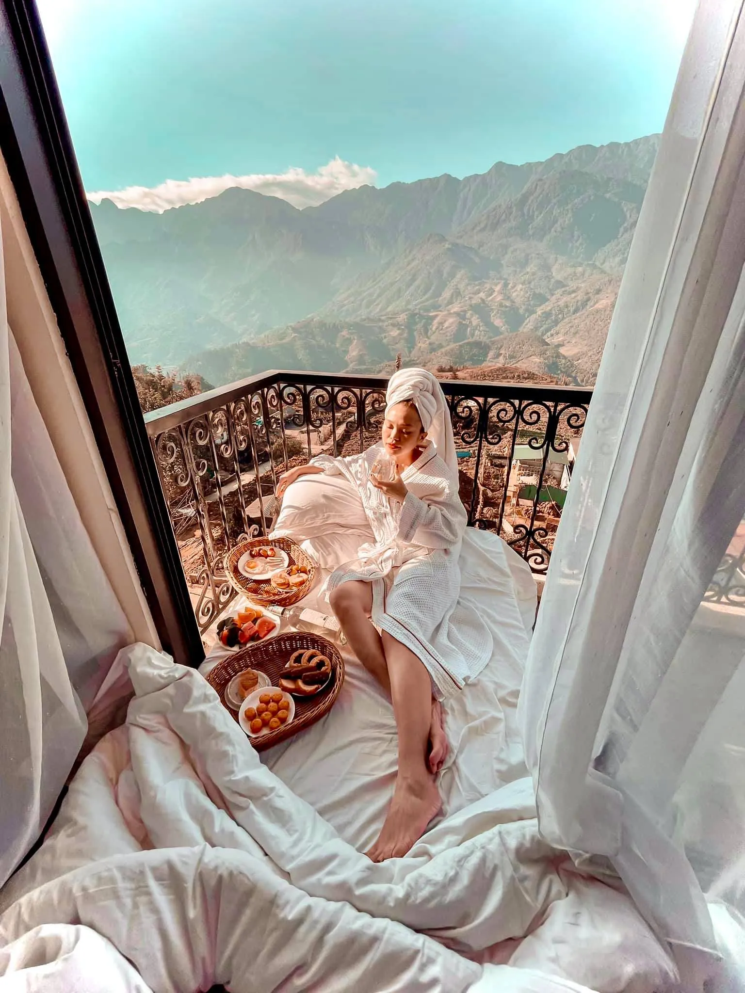 The View Sapa Hotel với tầm nhìn dãy núi Hoàng Liên Sơn hùng vĩ