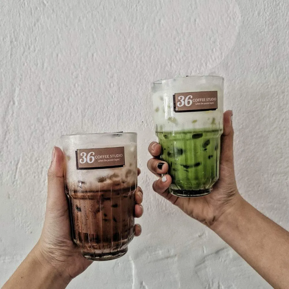 36 Coffee Studio và không gian tinh tế của sắc màu tương phản