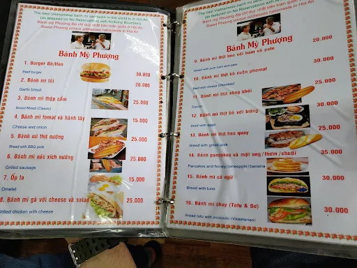 Bánh mì Phượng ở phố cổ Hội An