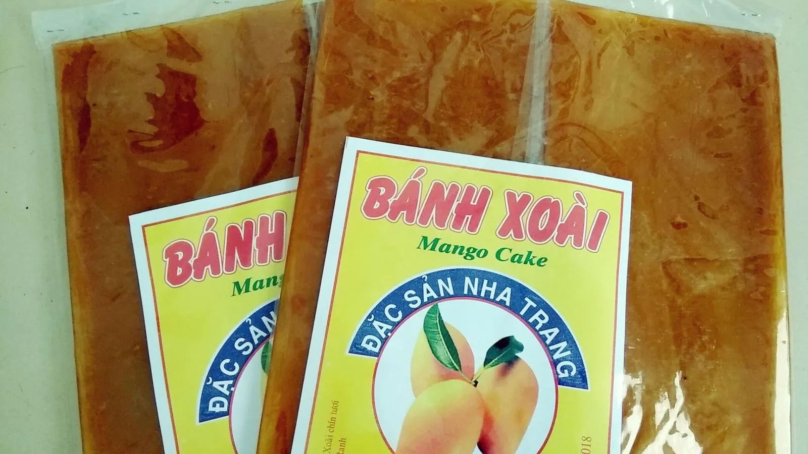 Bánh xoài – Ngẩn ngơ với những miếng bánh vàng óng cùng vị chua chua khó cưỡng