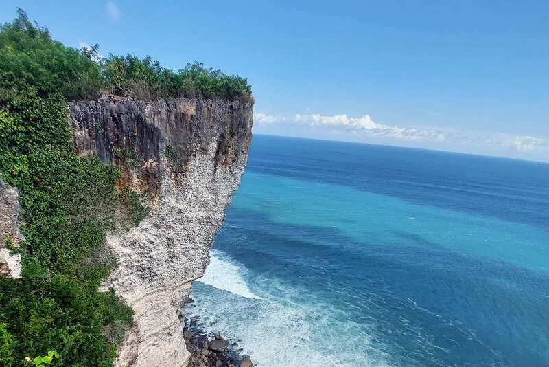 Bức tranh Uluwatu sống động tại thiên đường Bali