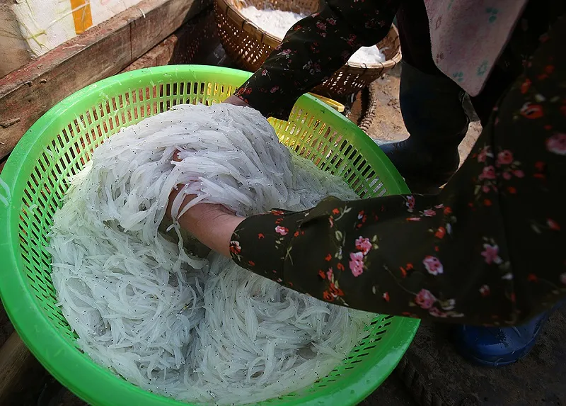 Cá ngần sông Đà không phải mùa nào cũng có ở Hòa Bình