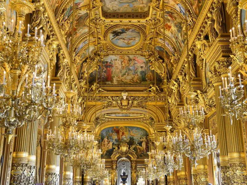 Chiêm ngưỡng nhà hát Opera Palais Garnier nổi tiếng