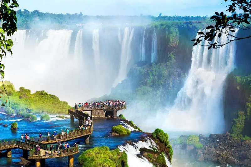 Chinh phục thác Iguazu hùng vĩ với vẻ đẹp đầy ấn tượng