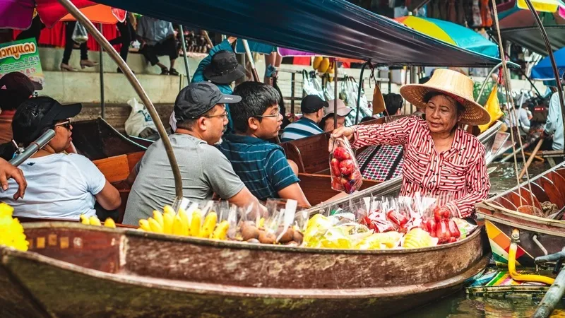 Chợ nổi Pattaya không gian mua sắm đậm văn hóa bản địa Thái Lan