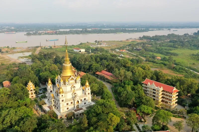 Chùa Bửu Long, điểm giao hòa kiến trúc ấn tượng phía Đông thành phố