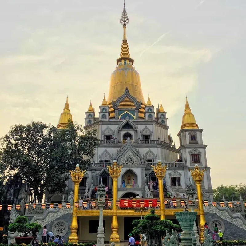 Chùa Bửu Long, điểm giao hòa kiến trúc ấn tượng phía Đông thành phố