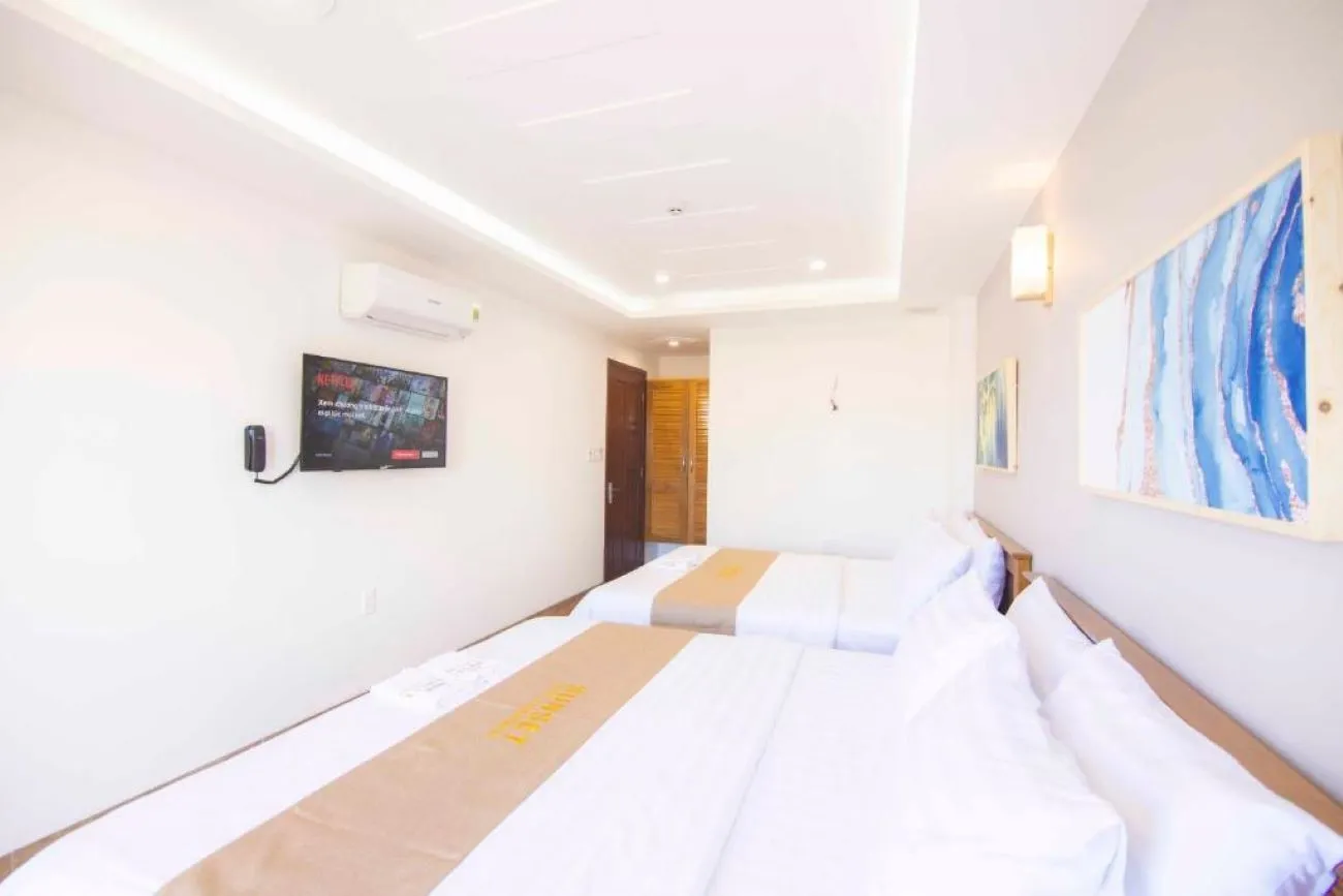 Có một Sunset Hotel & Apartment duyên dáng bên bờ biển xanh