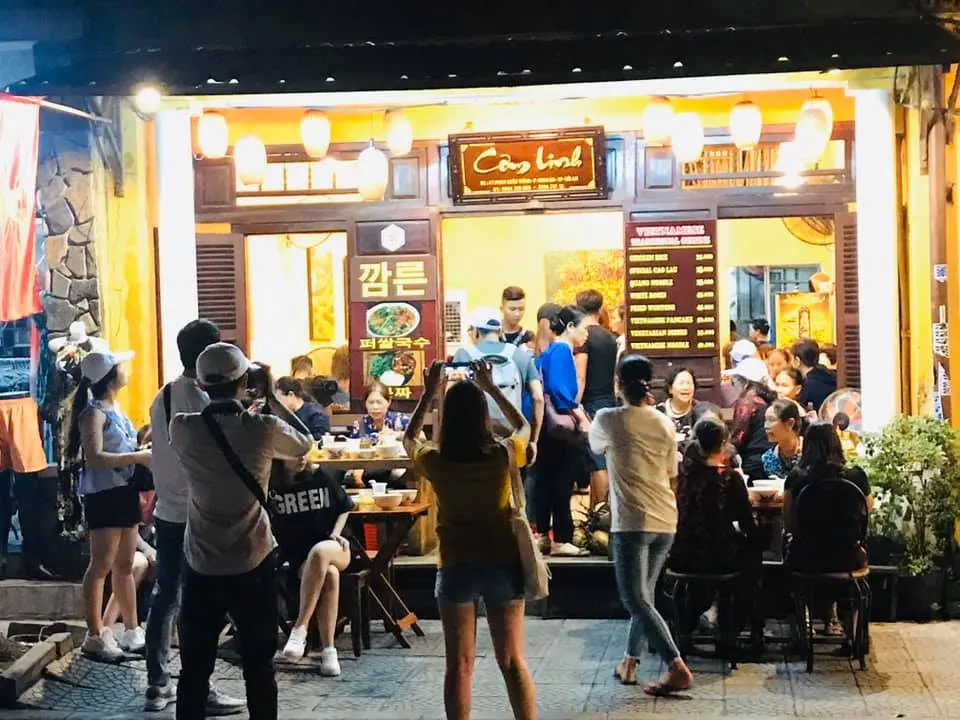 Com Linh restaurant Hoi An – Nhà hàng đặc sản Hội An và các món ăn Việt