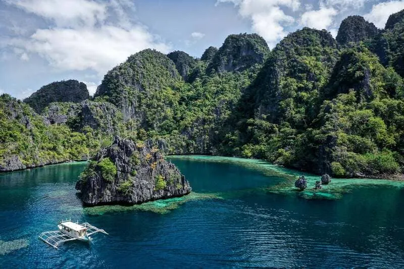 Coron Palawan, viên ngọc quý với sắc màu nguyên sơ của Philippines