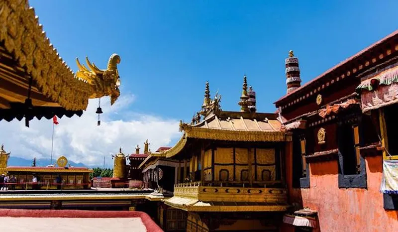 Cung điện Potala, tòa thành văn hóa Phật giáo tại Tây Tạng