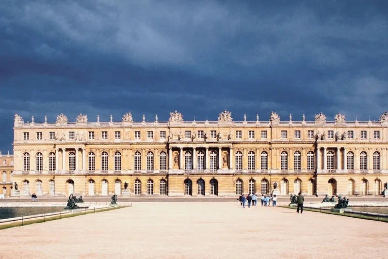 Cung điện Versailles, biểu tượng kiến trúc Pháp thời phong kiến