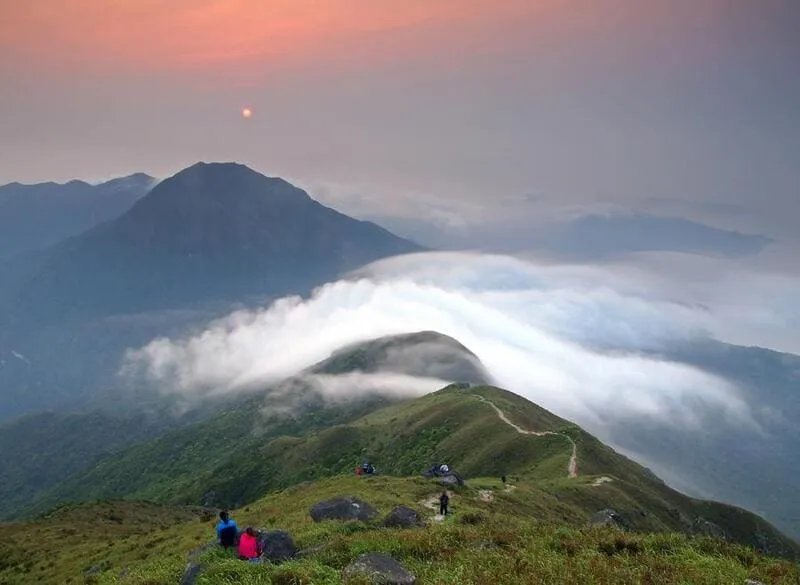 Đại Nhĩ Sơn Hong Kong, kỳ quan mang lại cho bạn cảm giác yên bình