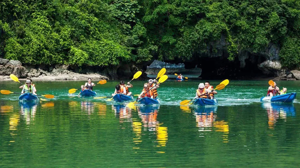 Đặt chân đến làng chài Ba Hang – Nhỏ bé, yên bình và thơ mộng