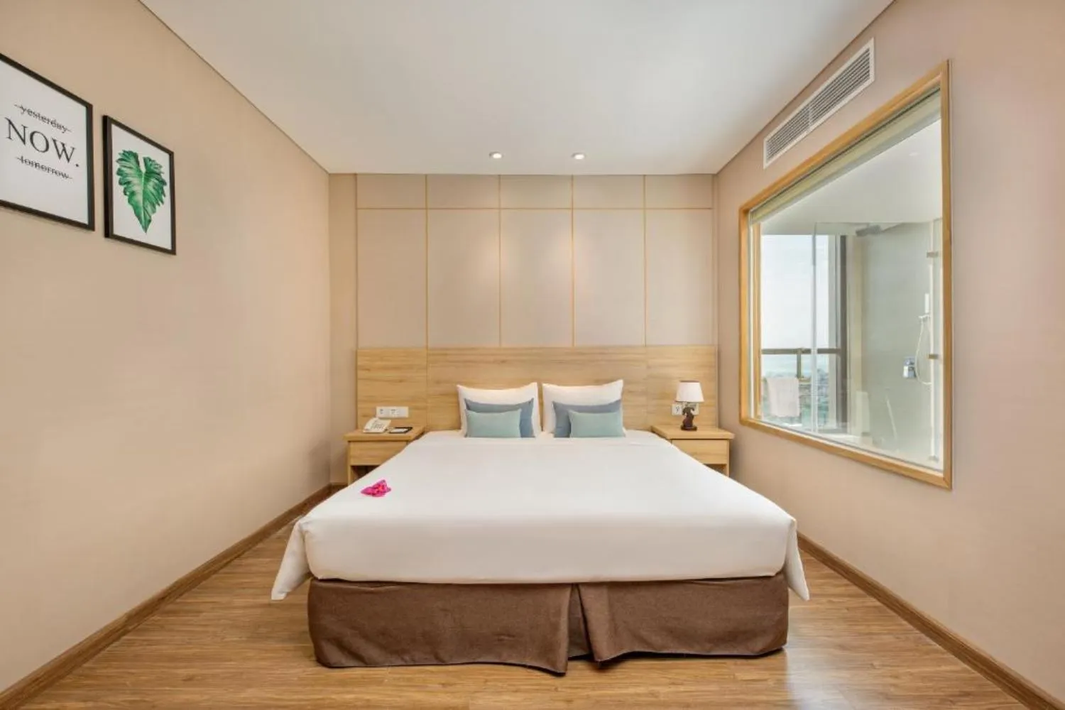 Đến GIC Luxury Hotel And Spa tận hưởng vẻ đẹp biển cả