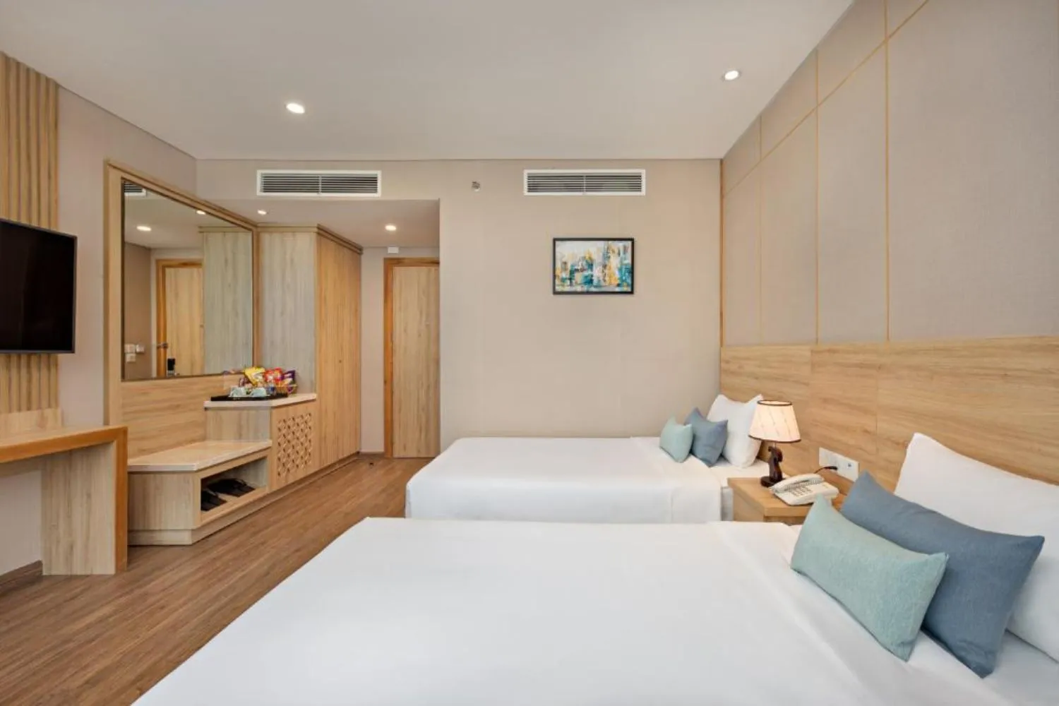 Đến GIC Luxury Hotel And Spa tận hưởng vẻ đẹp biển cả