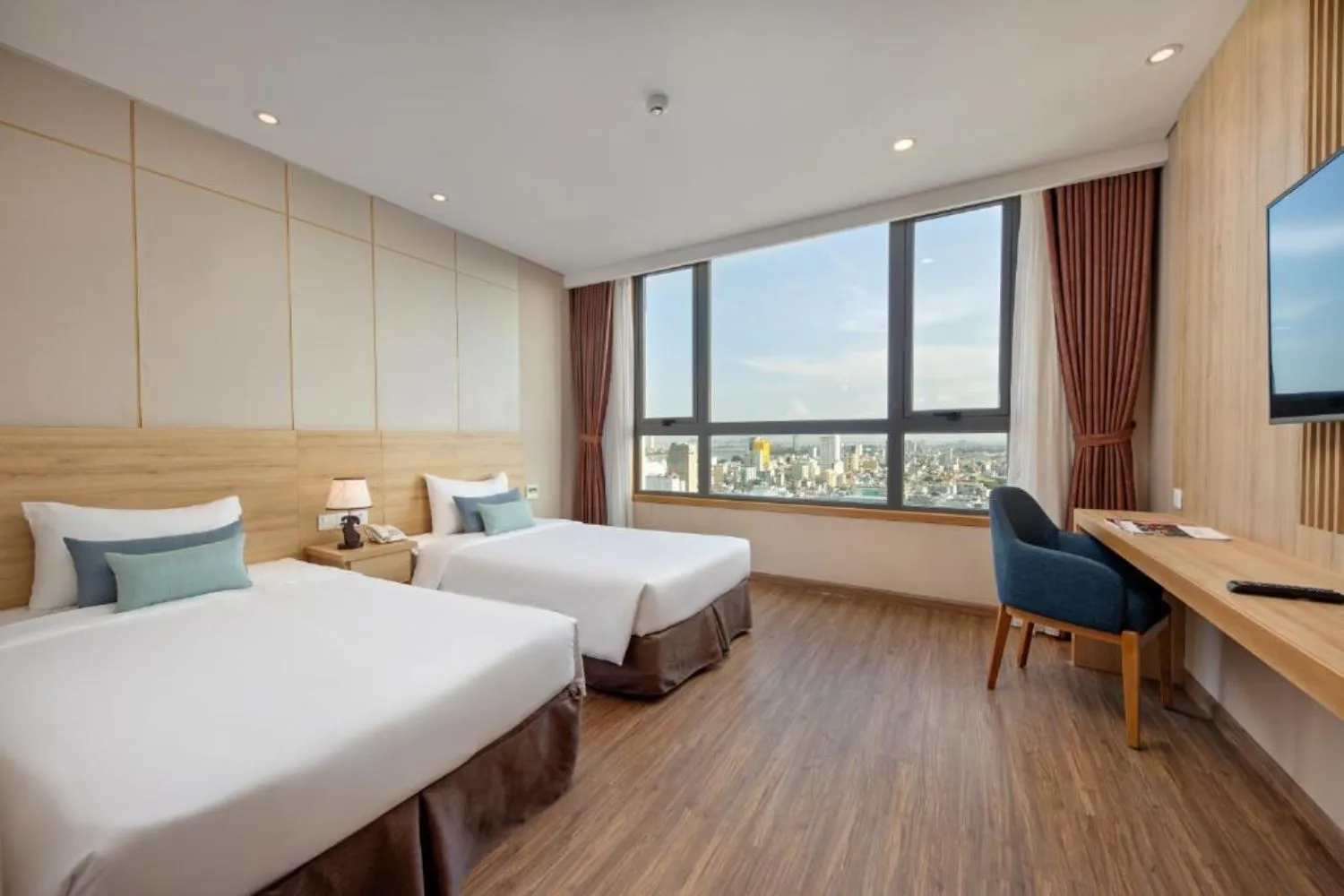 Đến GIC Luxury Hotel And Spa tận hưởng vẻ đẹp biển cả