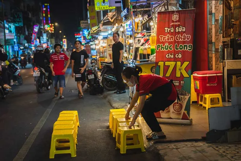 Đến phố ẩm thực Nguyễn Thượng Hiền trải nghiệm ẩm thực đường phố Sài Gòn