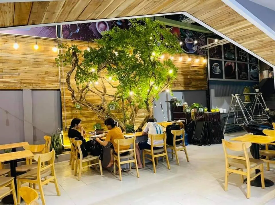 Đến với The Street Coffee tận hưởng không gian yên tĩnh giữa lòng thành phố Đồng Xoài