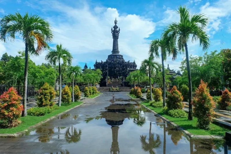 Denpasar, bản giao hưởng truyền thống và hiện đại tại Bali