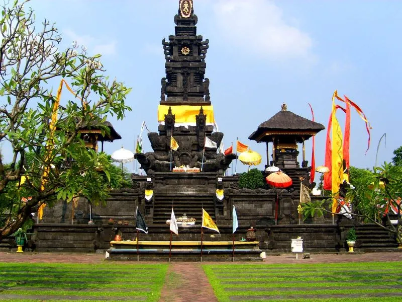 Denpasar, bản giao hưởng truyền thống và hiện đại tại Bali