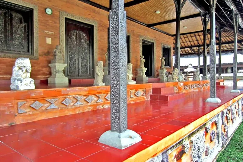 Denpasar, bản giao hưởng truyền thống và hiện đại tại Bali