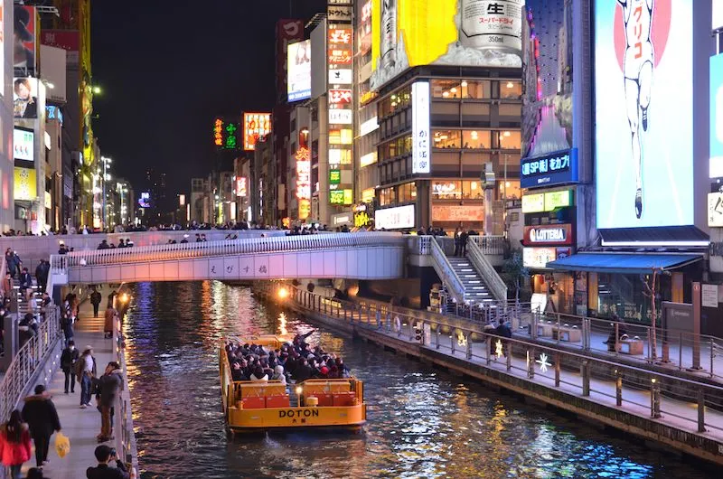 Dotonbori, thiên đường ẩm thực đường phố thu hút bao người