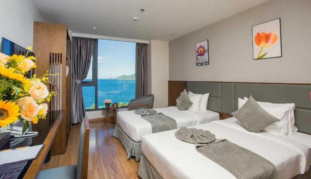 DTX Hotel Nha Trang – Nơi nghỉ dưỡng 4 sao sở hữu hồ bơi chân mây hướng thẳng vịnh Nha Trang