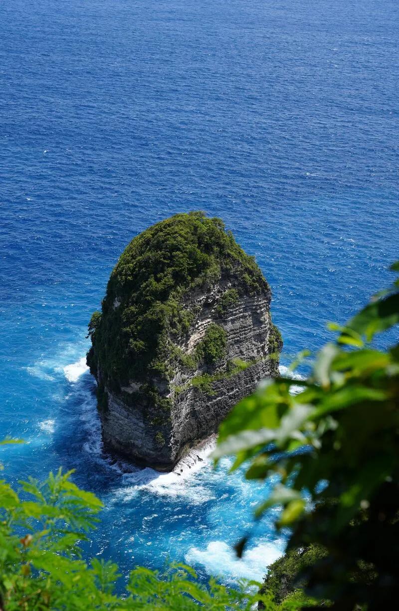 Du lịch Bali thì đừng bỏ lỡ Đảo Nusa Penida với vẻ đẹp huyền thoại