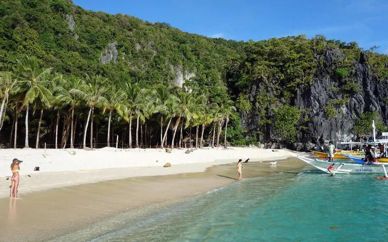 Du lịch El Nido chiêm ngưỡng viên ngọc giữa biển khơi Philippines