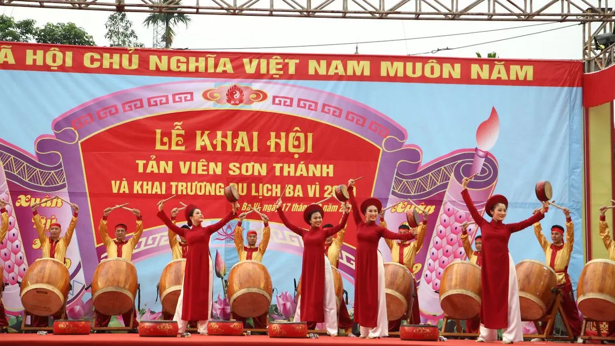 Đủ màu sắc mùa lễ hội Tản Viên Sơn Thánh của vùng đất Ba Vì linh thiêng