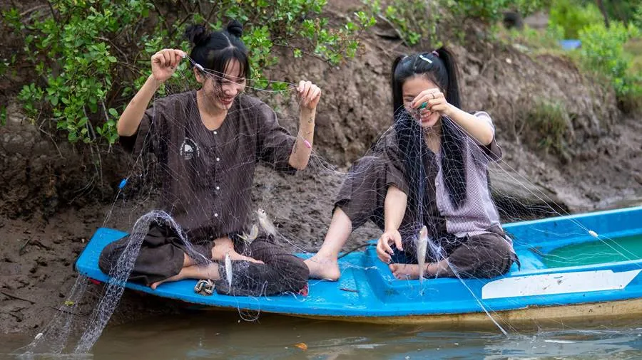 Ghé Điểm du lịch cộng đồng Hoàng Hôn, khám phá sông nước Cà Mau