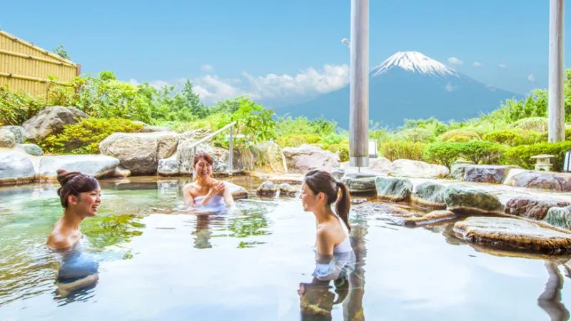 Hakone onsen, thị trấn suối nước nóng tự nhiên tại Nhật Bản