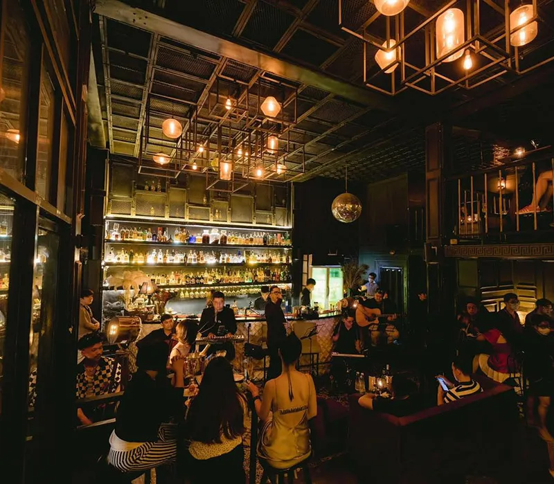 Hidden bar, xu hướng giải trí mới của giới trẻ Sài Thành