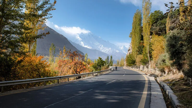 Hòa mình vào thung lũng Hunza Pakistan với vẻ đẹp hoang sơ