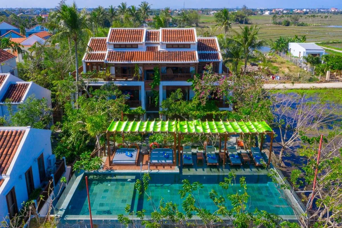 Hoi An Chic Hotel – Khách sạn 4 sao được bao quanh bởi cánh đồng lúa mênh mông