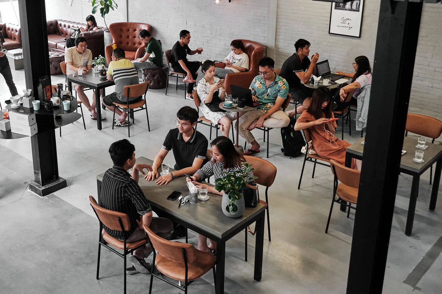 Intenso Coffee Roastery, xưởng cà phê đậm chất Hàn Quốc hiện đại