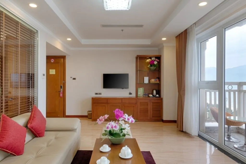 Khám phá Bluesun Hotel với vẻ đẹp kiến trúc châu Âu đương đại