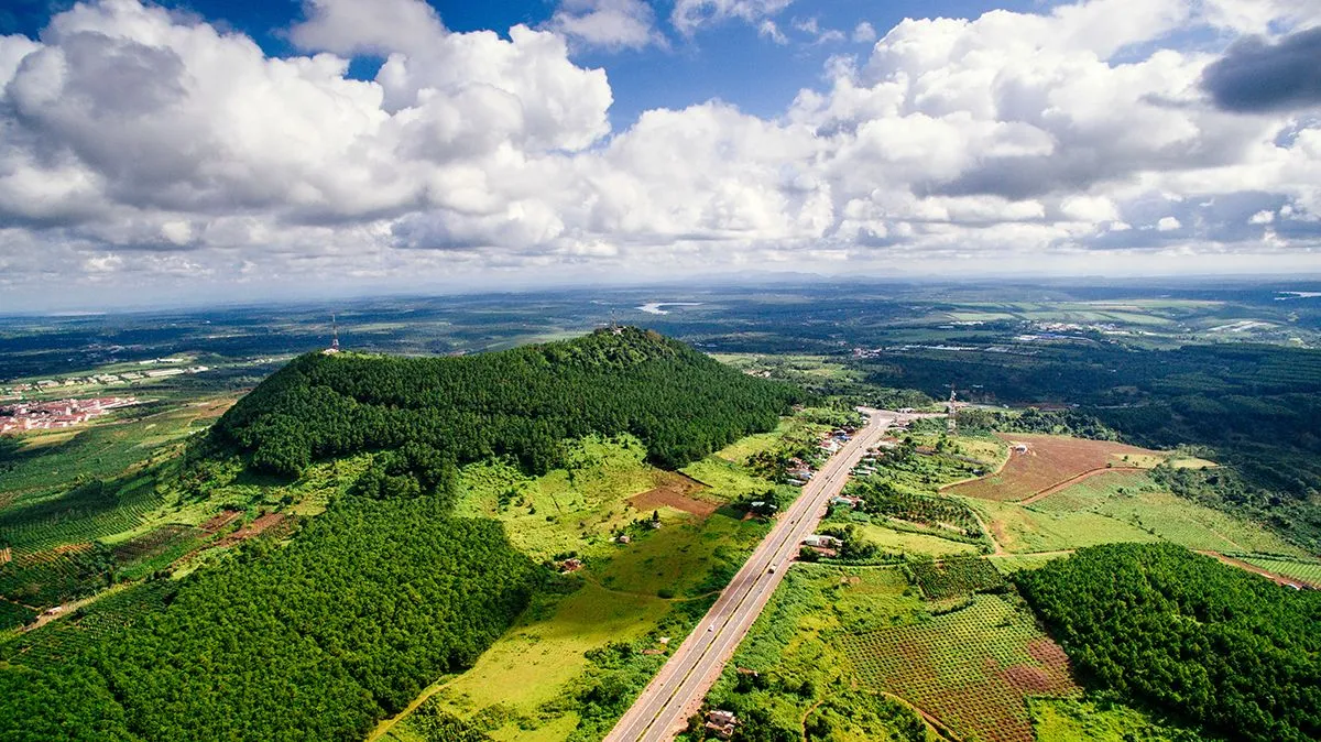 Khám phá Núi Hàm Rồng Gia Lai với view ngắm trọn Pleiku