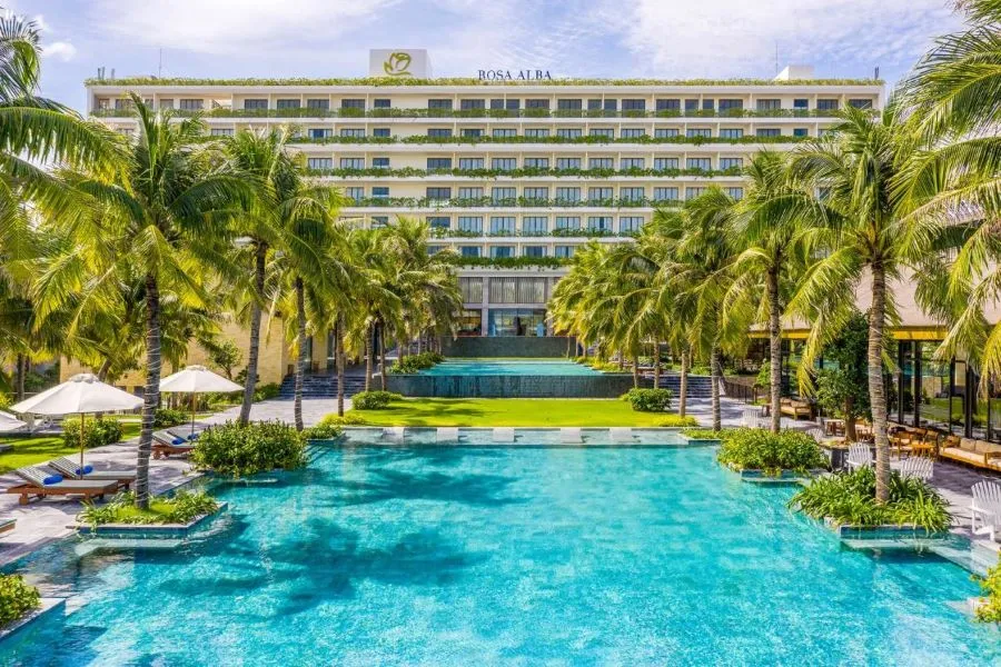 Khám phá top những resort Phú Yên giá rẻ dành cho gia đình bạn