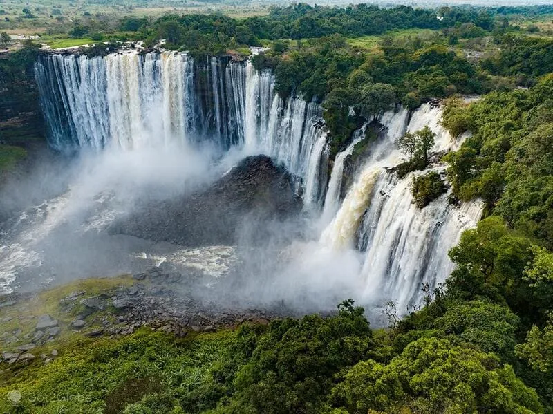 Khám phá viên ngọc trai Angola giữa lòng Lục Địa Đen