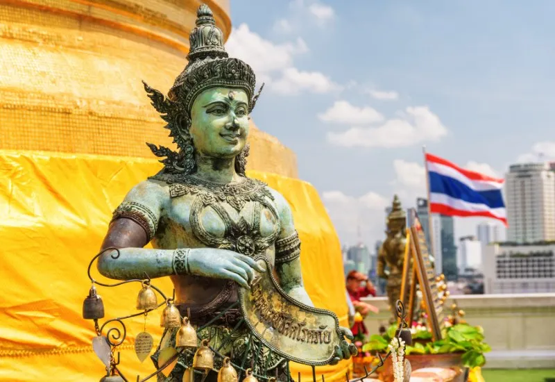 Khám phá Wat Saket: ngôi chùa linh thiêng nhất Bangkok