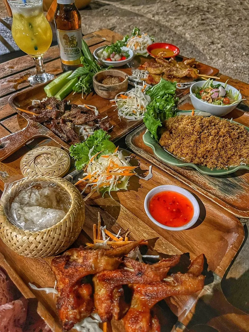 Không gian Chameleon Beach Bar bình yên bên bờ biển Phan Thiết